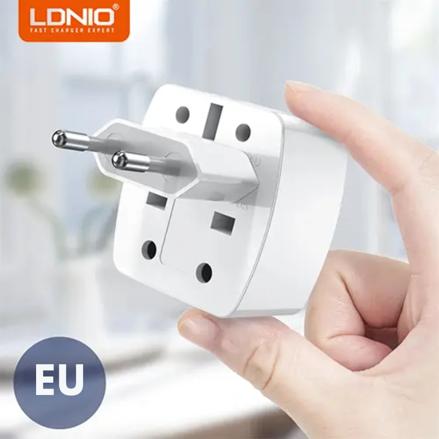 Adaptador de viaje universal LDNIO Z4 compatible con más de 150 países, seguro y compacto